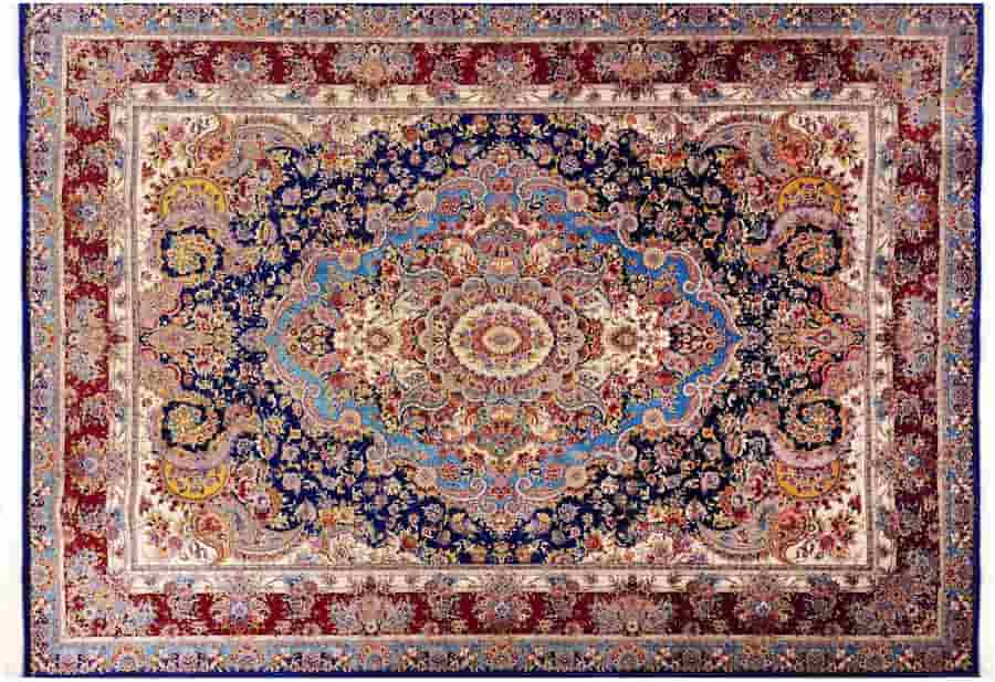 تصویر 1 از فرش ابریشمی ماشینی کرمان با دقت و ظرافت در تولید